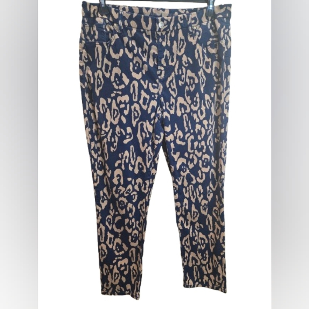Chico's So Slimming Navy and Tan Animal Patterned Ankle Pants
